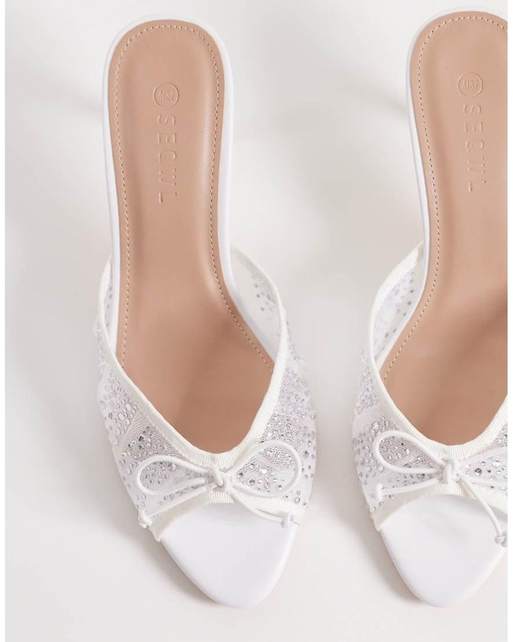 Eden di SEQWL in White