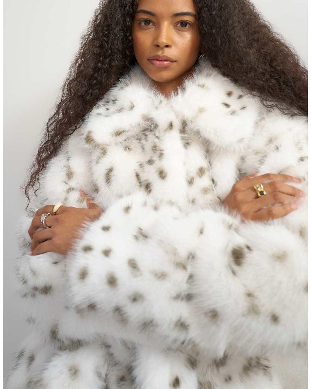 TOPSHOP White Faux Fur Short Belted Coat