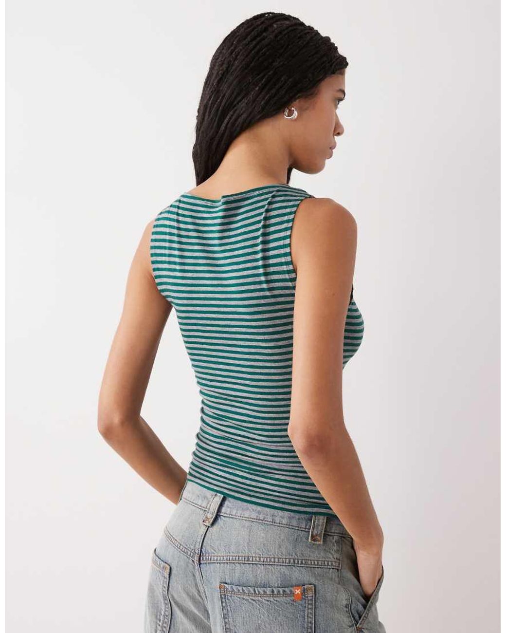 Annie di Weekday in Blue