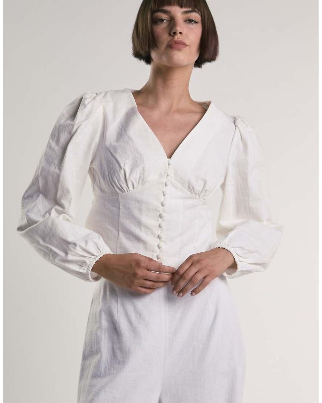 Glamorous White Long Sleeve Button Front V-Neck Blouse