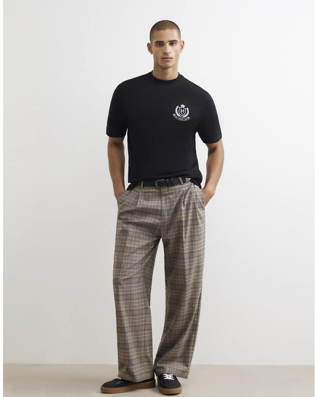 River Island Black Regular Fit Cotton Manor Club T-Shirt for men