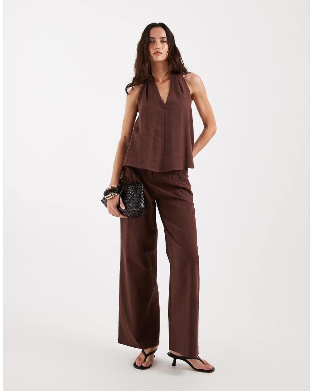 4th & Reckless Brown Linen Feel Halterneck V Neck Floaty Top
