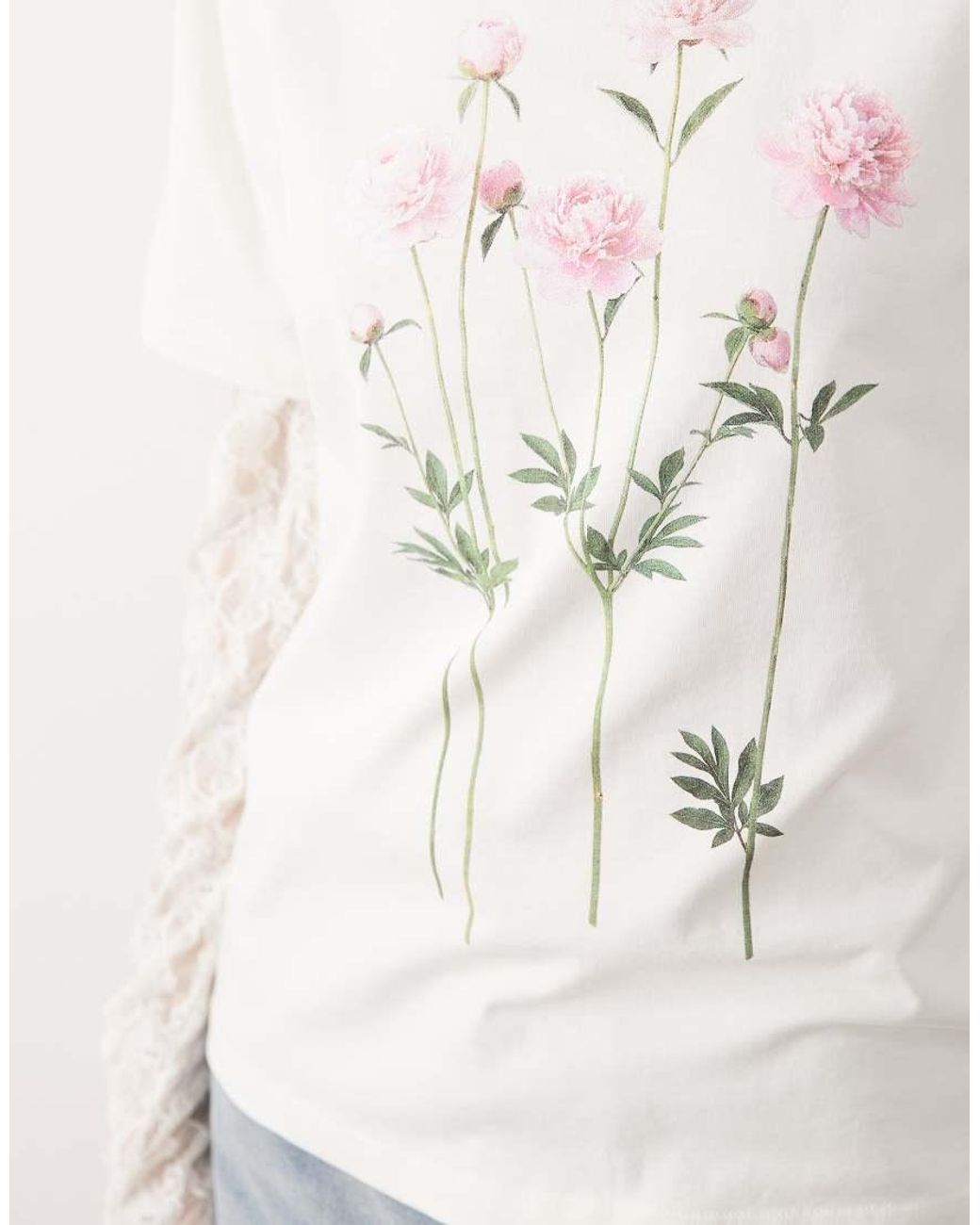 Miss Selfridge White Oversized T-shirt With Lace Sleeve And Flower Print