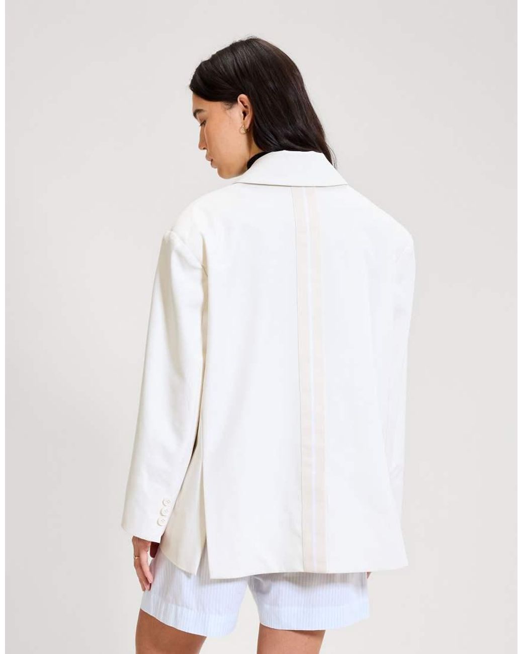 Ellesse White The Tailored Blazer