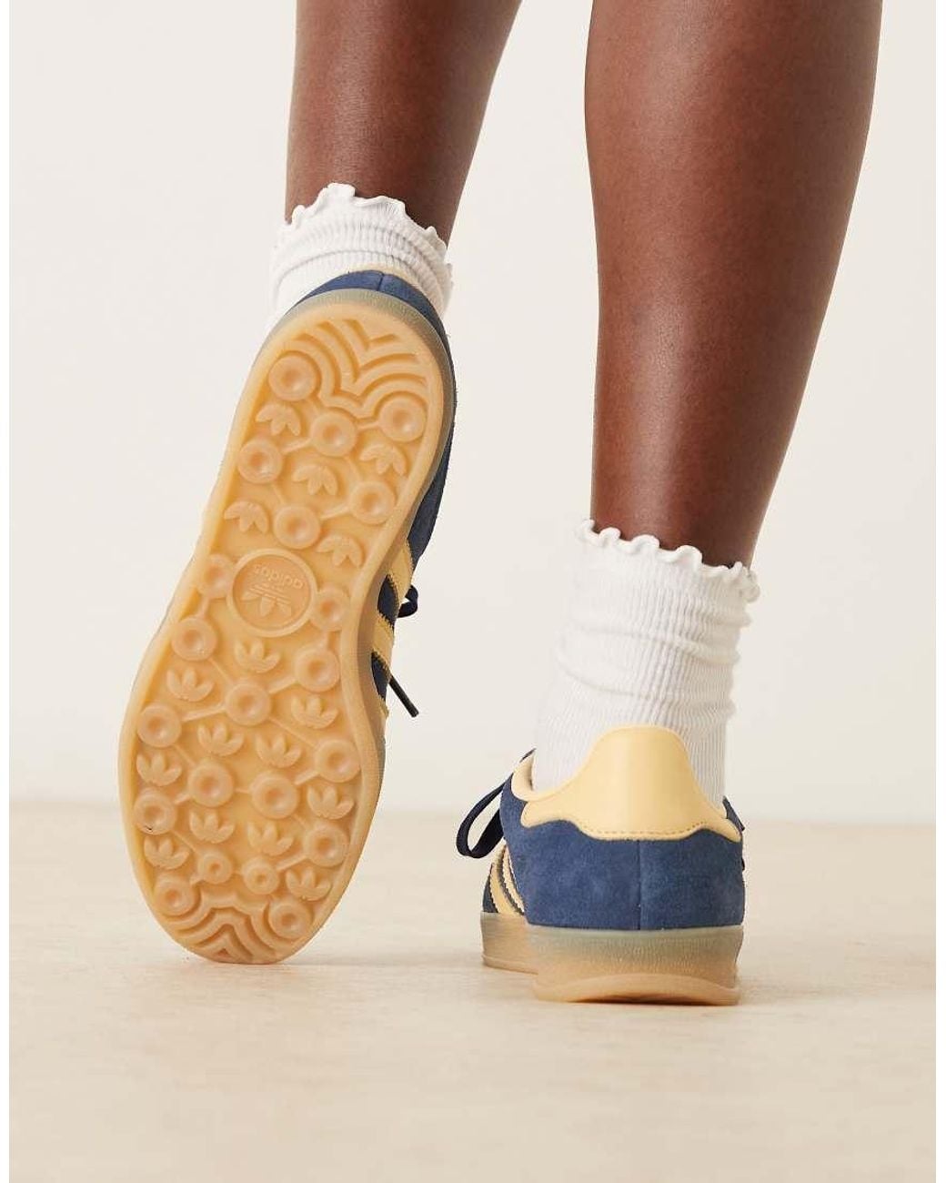 Zapatillas De Deporte Azul Marino Y Amarillas Gazelle Indoor De de adidas  Originals de color Azul | Lyst