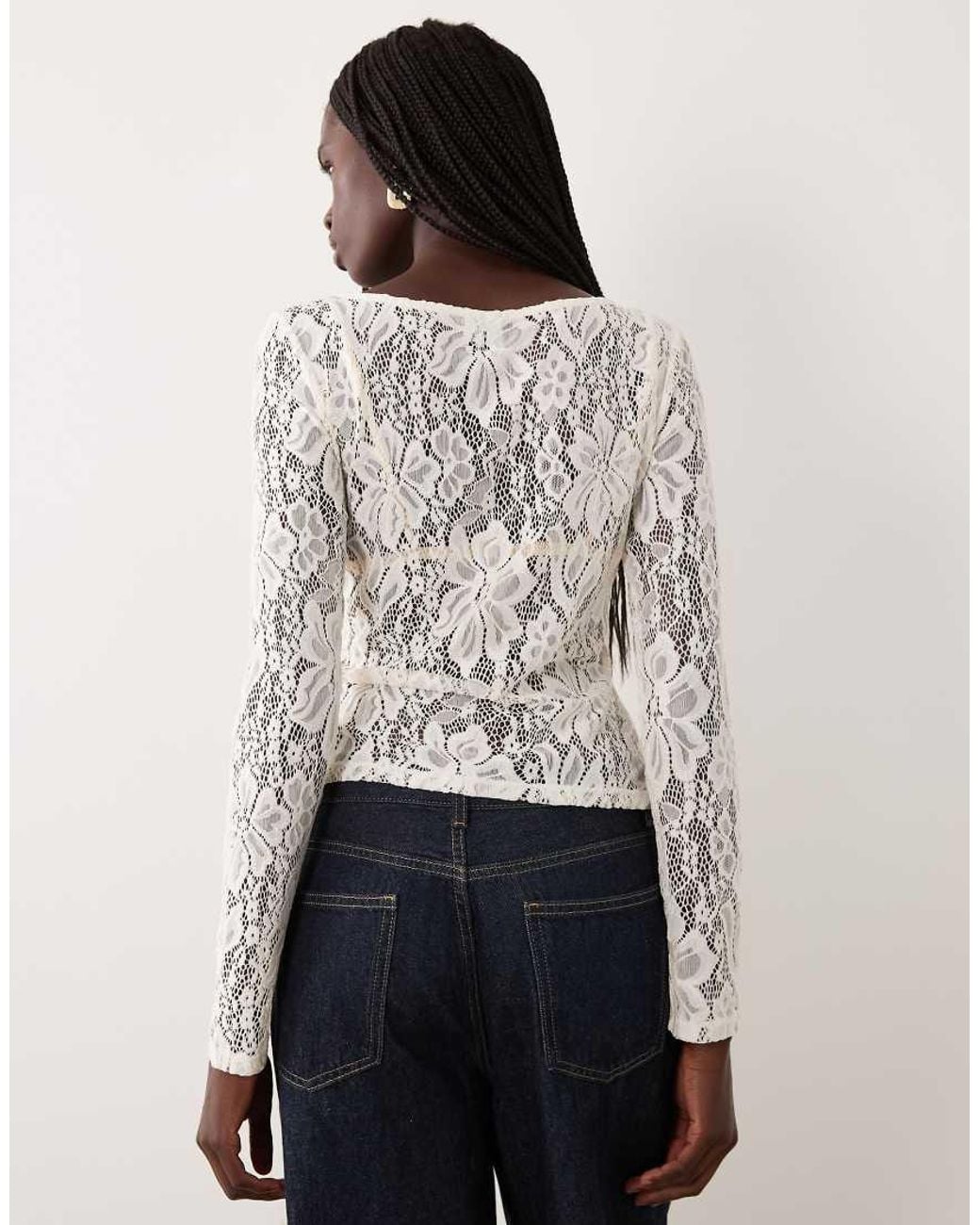 Pieces White Mandarin-style Fastened Lace Top