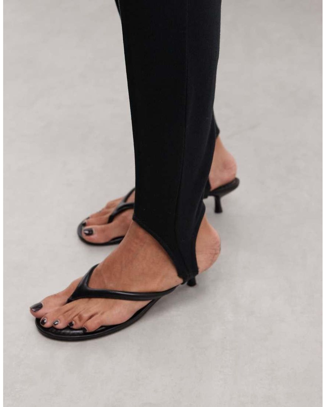 Joggers Con Estribo En ASOS de color White