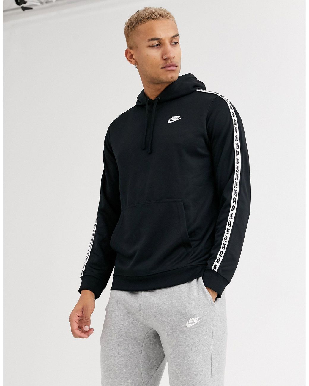 Goodwill Aanpassing Gearceerd Nike Logo Taping Hoodie in Black for Men | Lyst