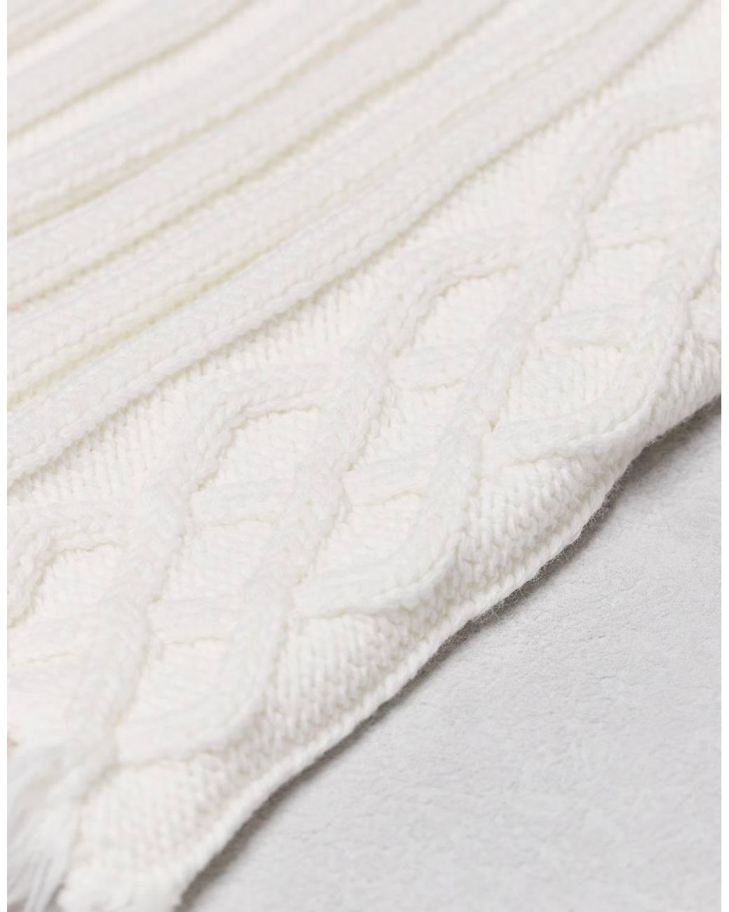 Collusion White Unisex Cable Knit Raw Hem Beanie