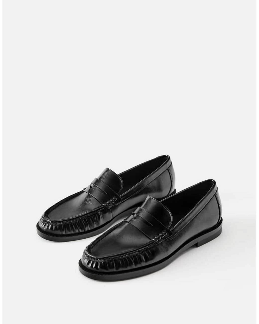 Pull&Bear White Gathered Loafers