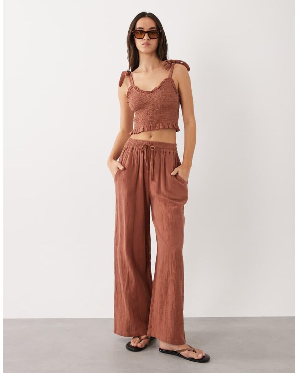 Iisla & Bird Brown Tie Detailing Crop Top