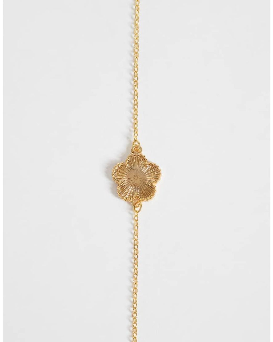 New Look Metallic Clover Flower Plated Bracelet