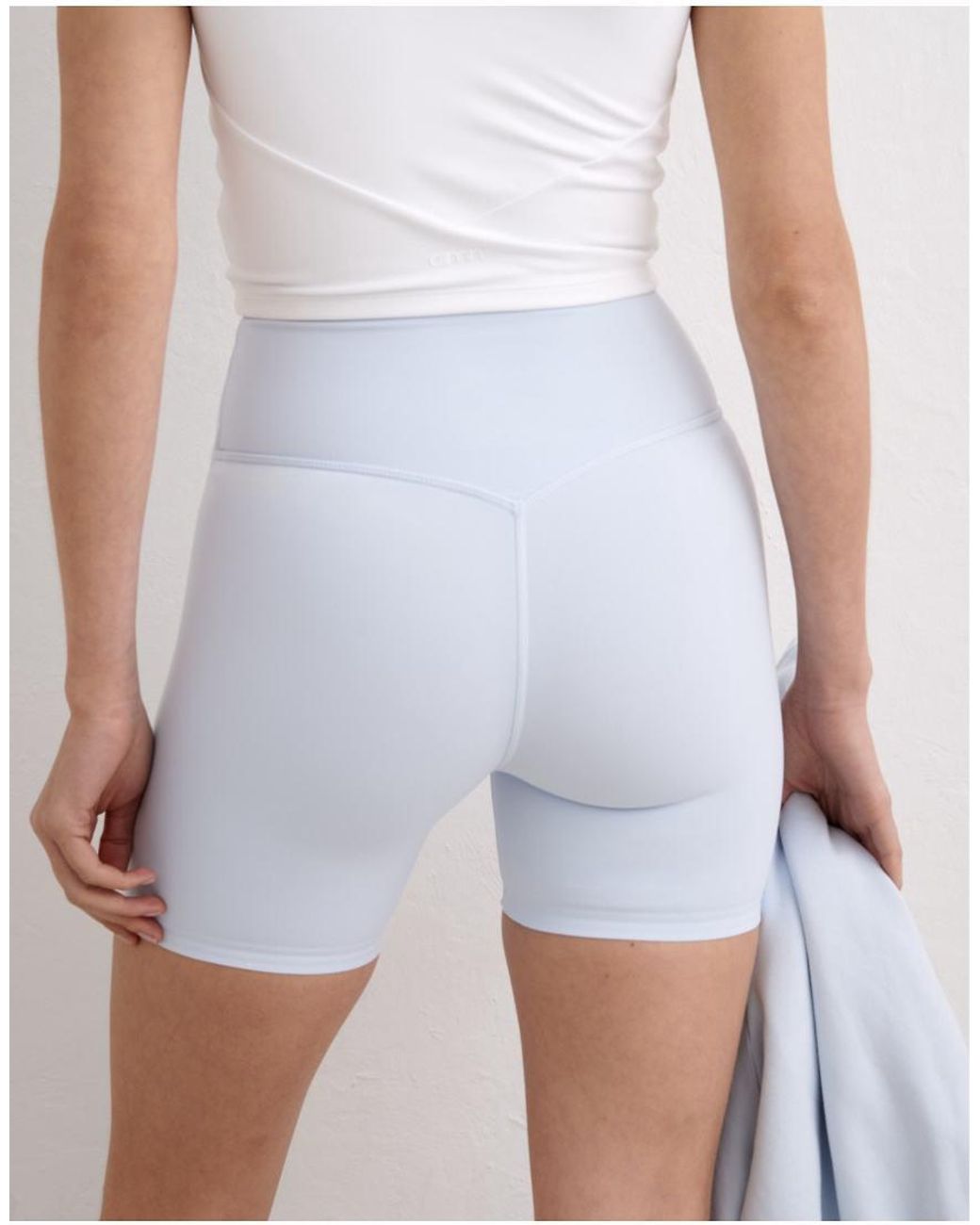 Aim'n White Aura Sense Midi Shorts