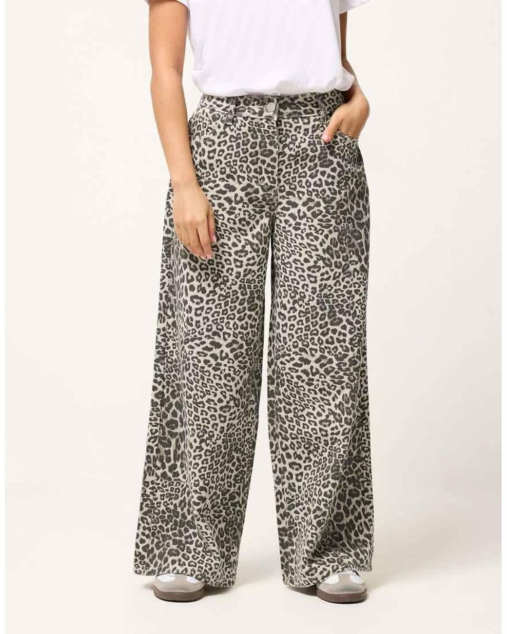 PixieGirl White Petite Leopard Print Wide Leg Jeans