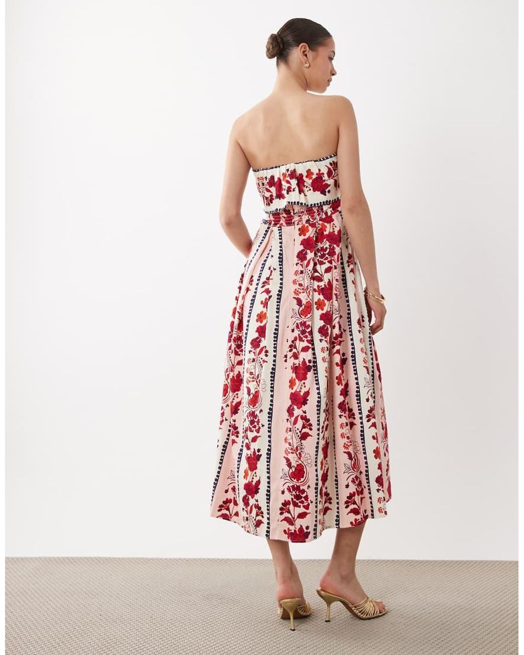 Hope & Ivy White Strapless Bandeau Contrast Floral Panel Midi Dress
