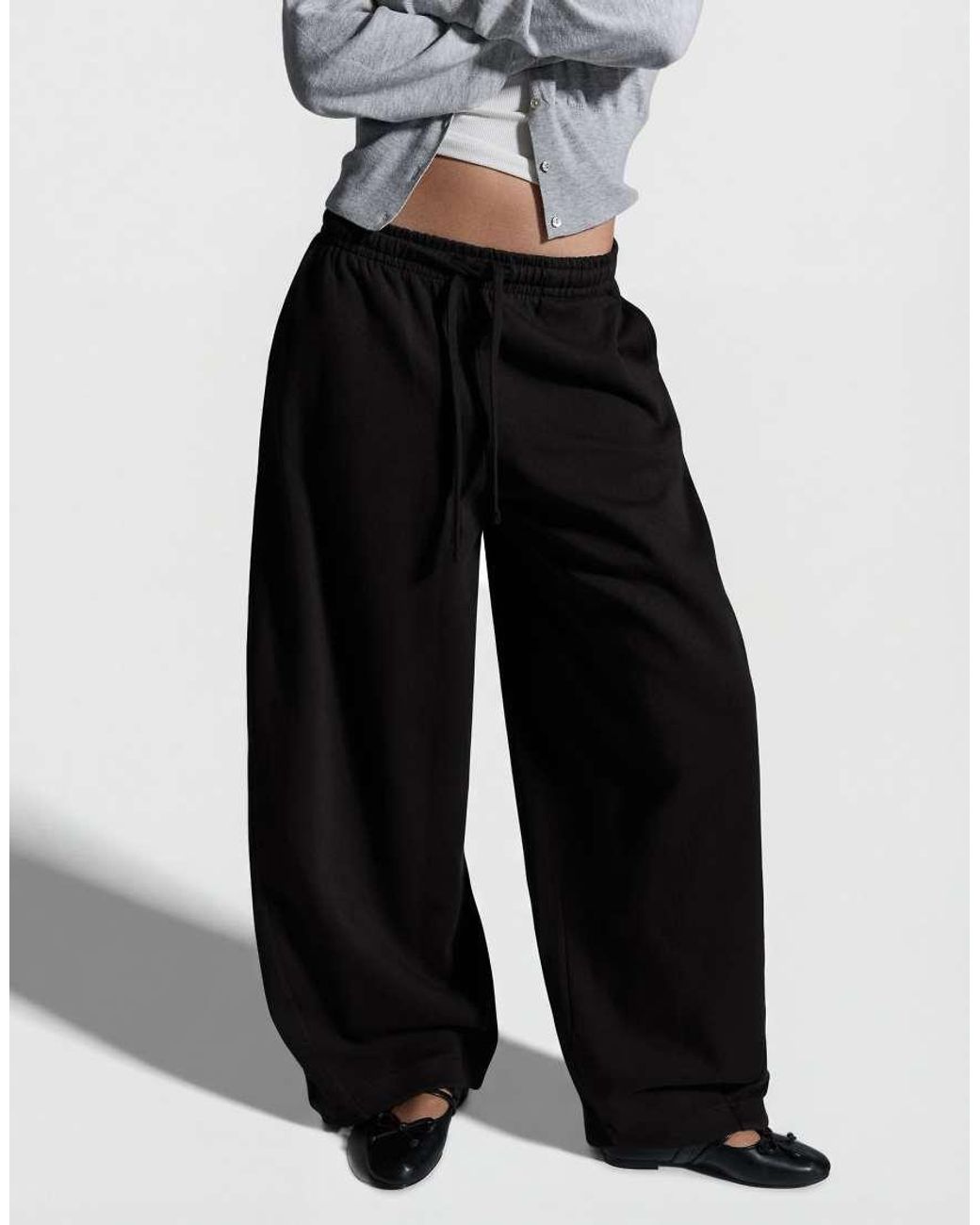 Bershka Black Barrel Plush Trousers With Stoppers