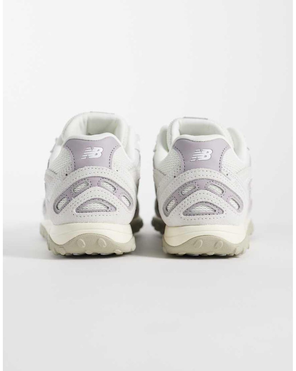 New Balance White 204l Scallop Trainers