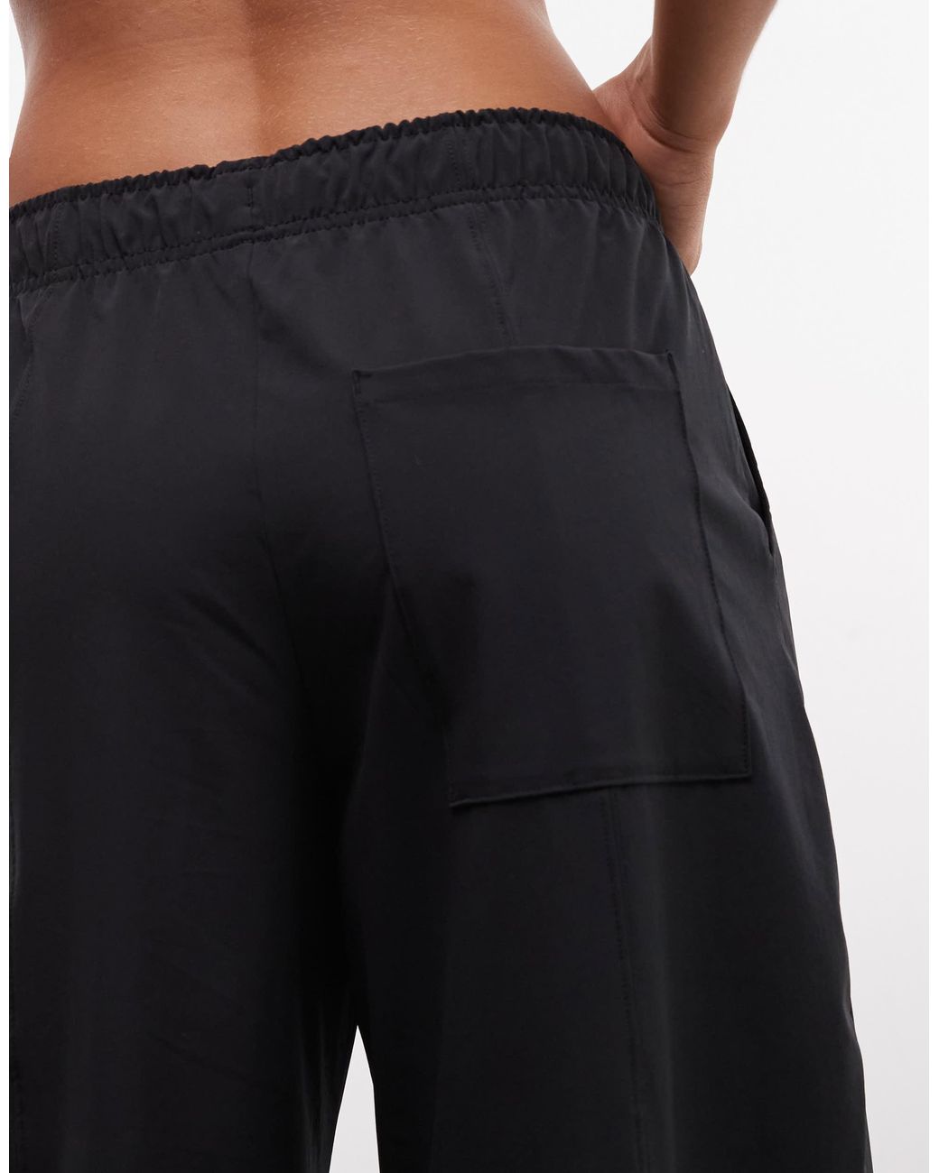 One - pantalon Nike en coloris Black