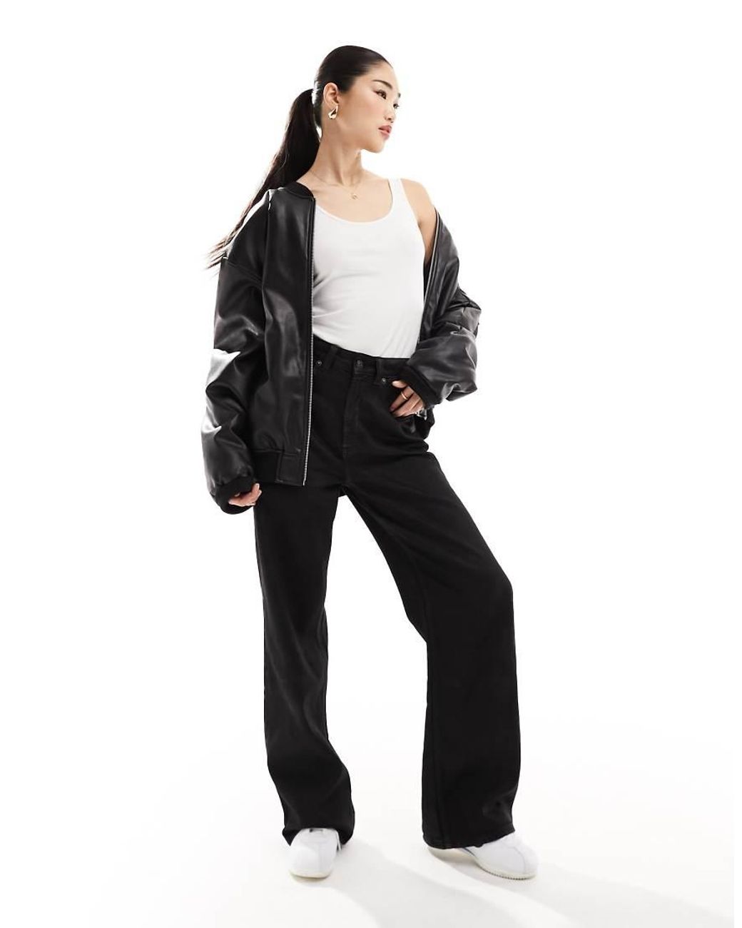 Top Blanco Alargado De Tirantes De Tejido Suave De Vero Moda de color Black