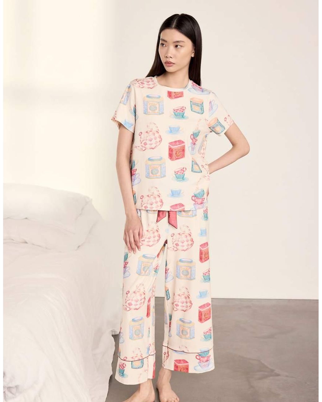 Chelsea Peers Natural Cotton Tea Party Print Long Pyjama Set