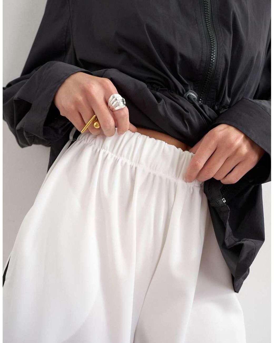 TOPSHOP White Sport Stripe Detail Shorts
