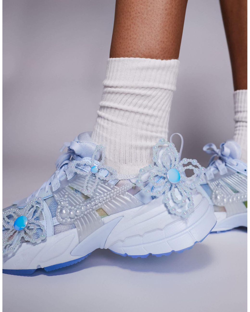 nike-Blue-X-Susan-Fang-V2k-Run
