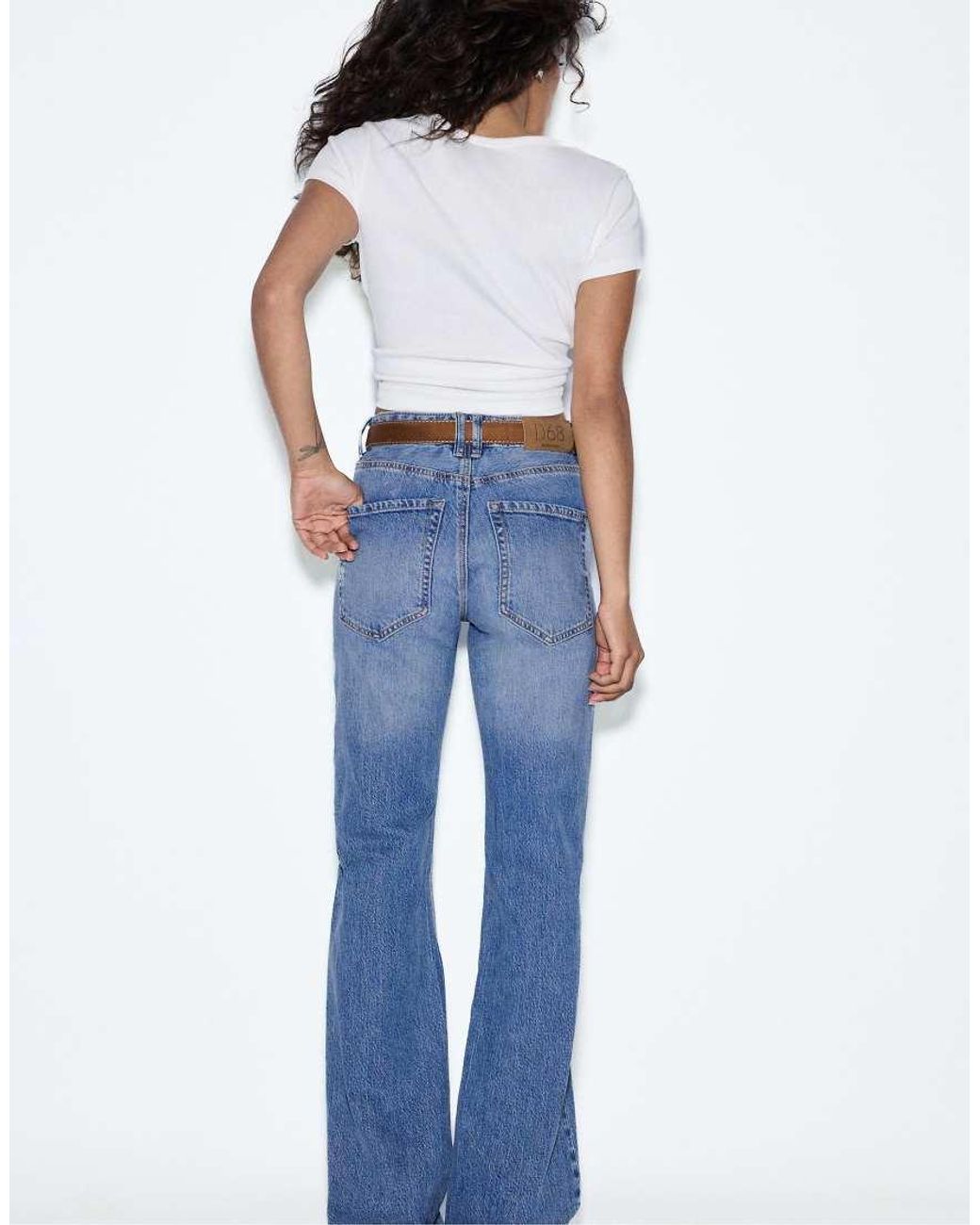 Stradivarius Blue D68 Boot-Cut Fit Jeans With Belt