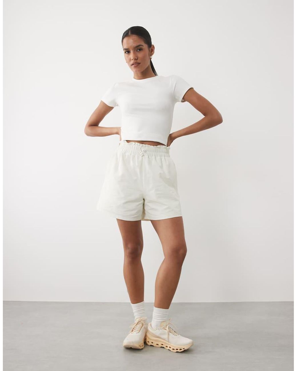 Sweaty Betty Natural Seersucker 6" Texture Shorts