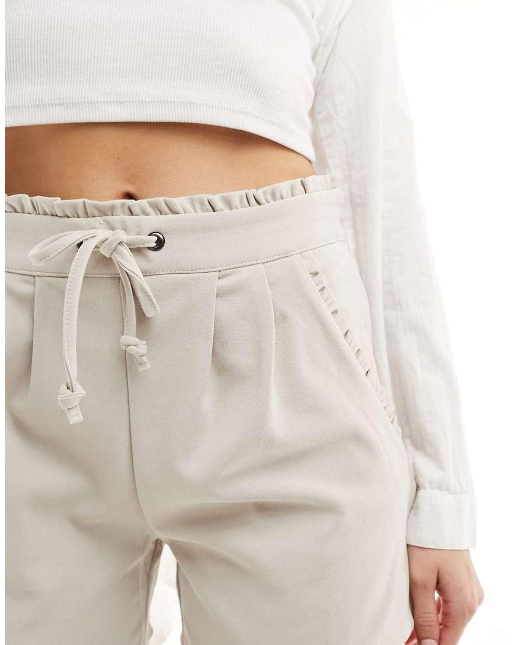 Jdy White Frill Edge Shorts