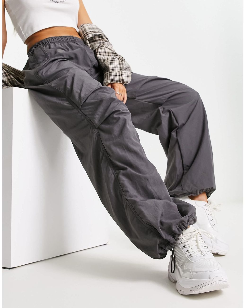 Bershka Nylon Parachute Pants in Gray | Lyst