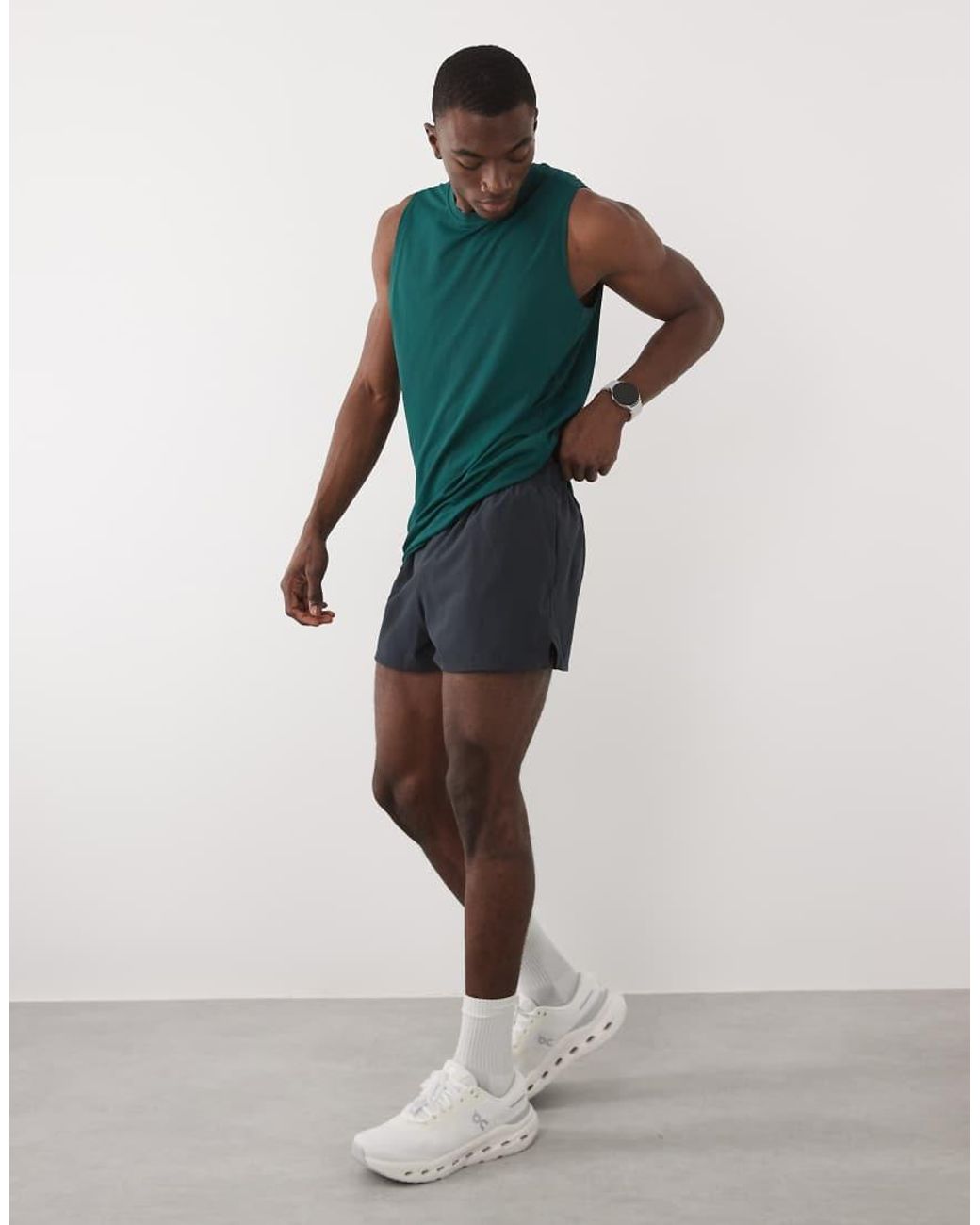 4505 Gray Icon 8cm Quick Dry Running Shorts With Back Phone Pocket for men