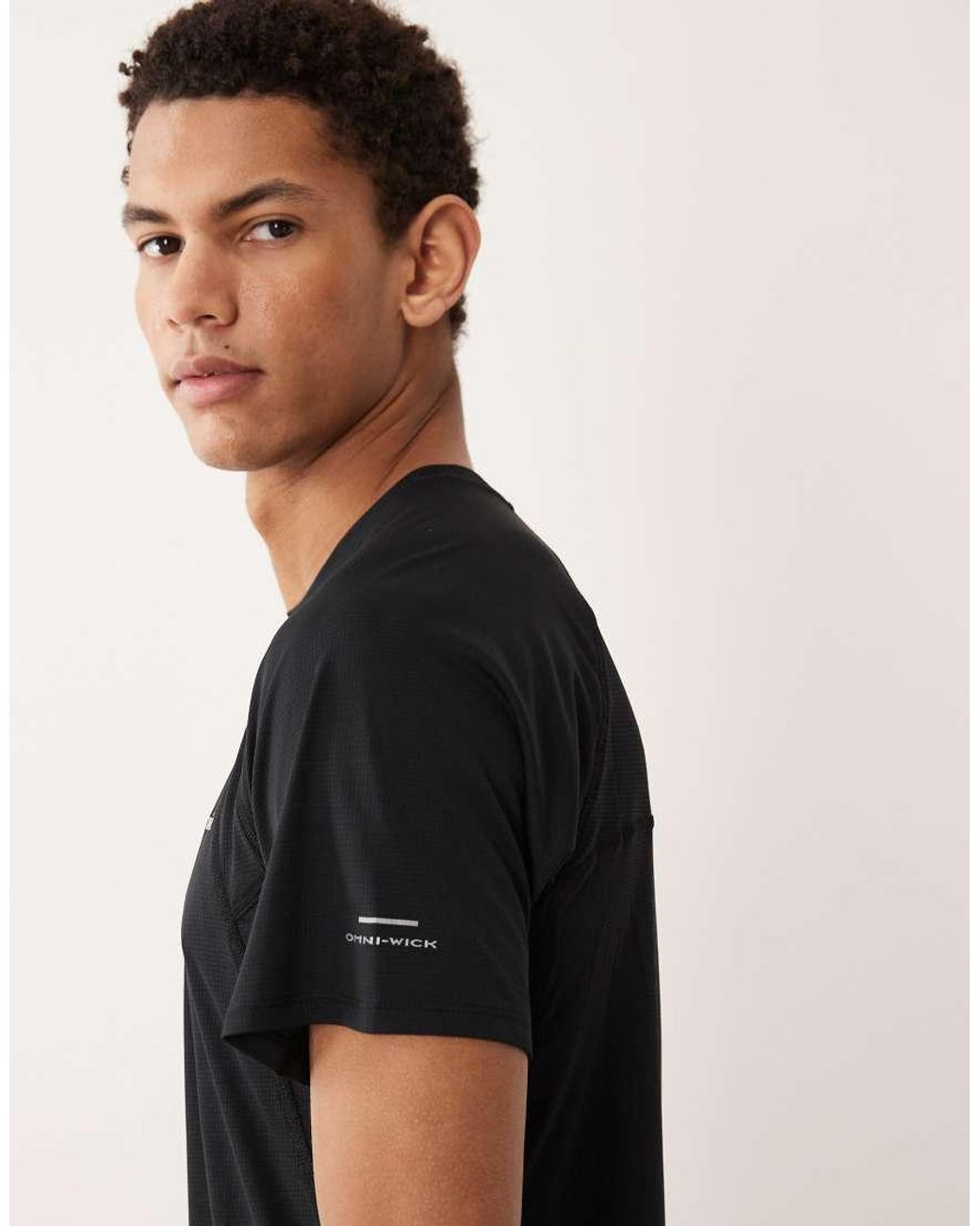 Columbia Black Stealth Spring T-shirt for men