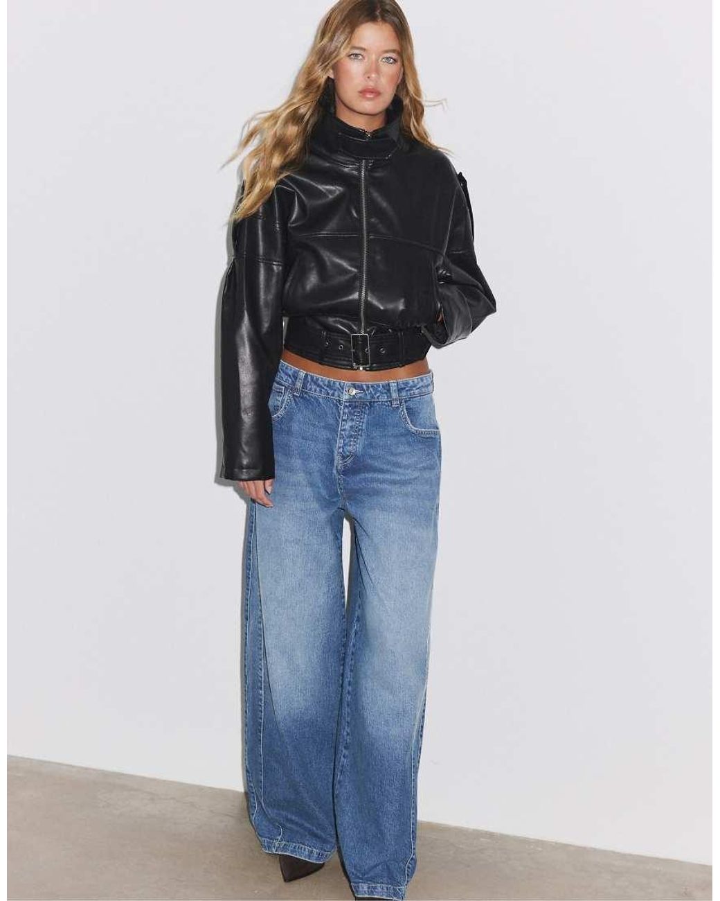 Stradivarius Cropped Jack Met Riem in het Blue