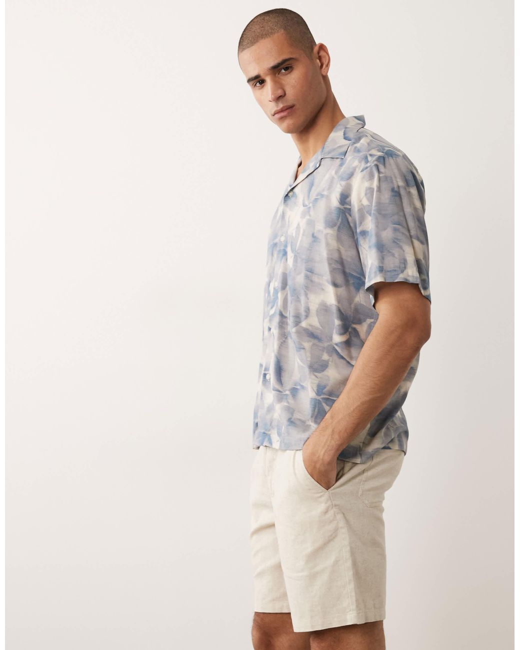 SELECTED Natural Linen Blend Shorts for men