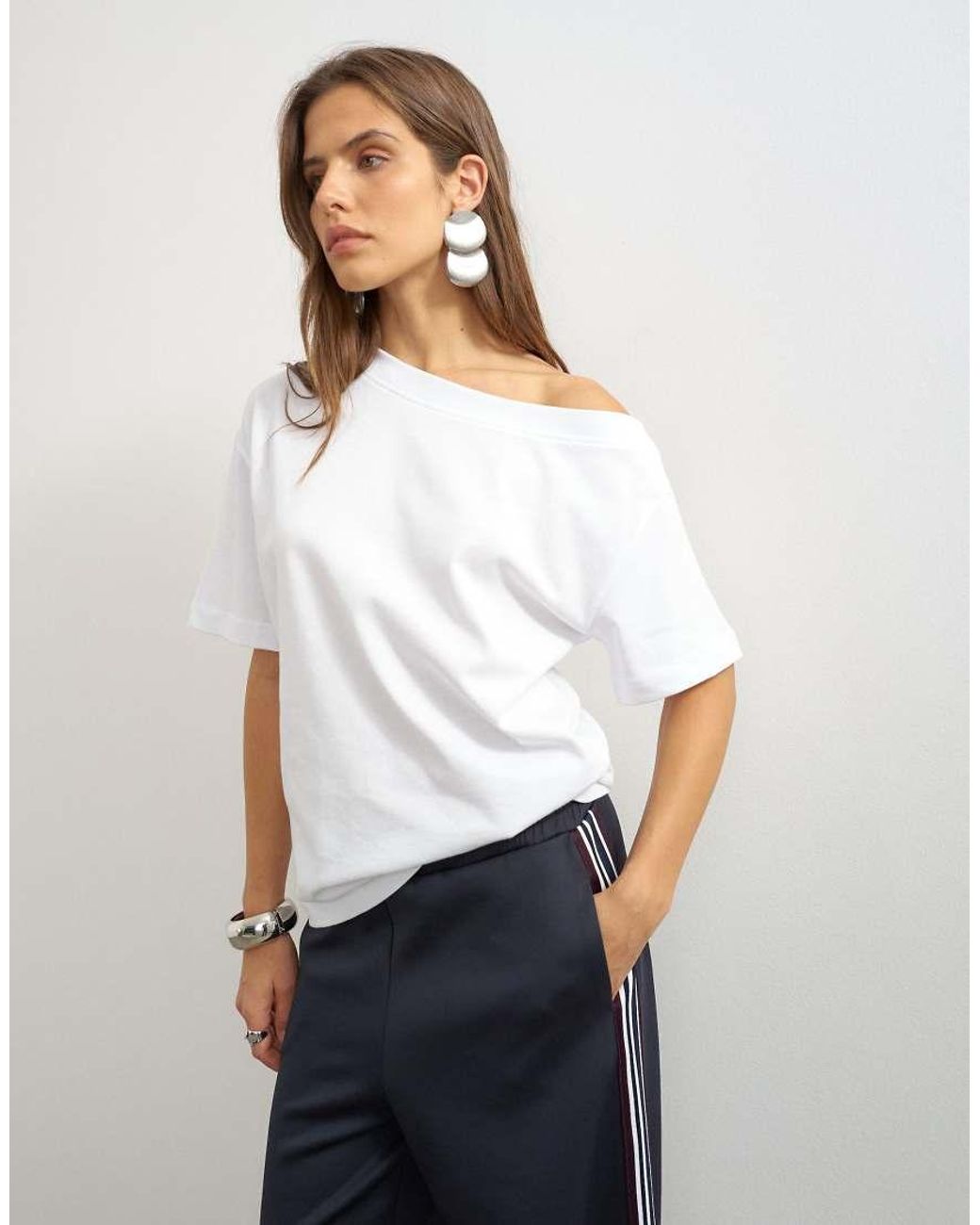 TOPSHOP White Fallen Shoulder T-shirt