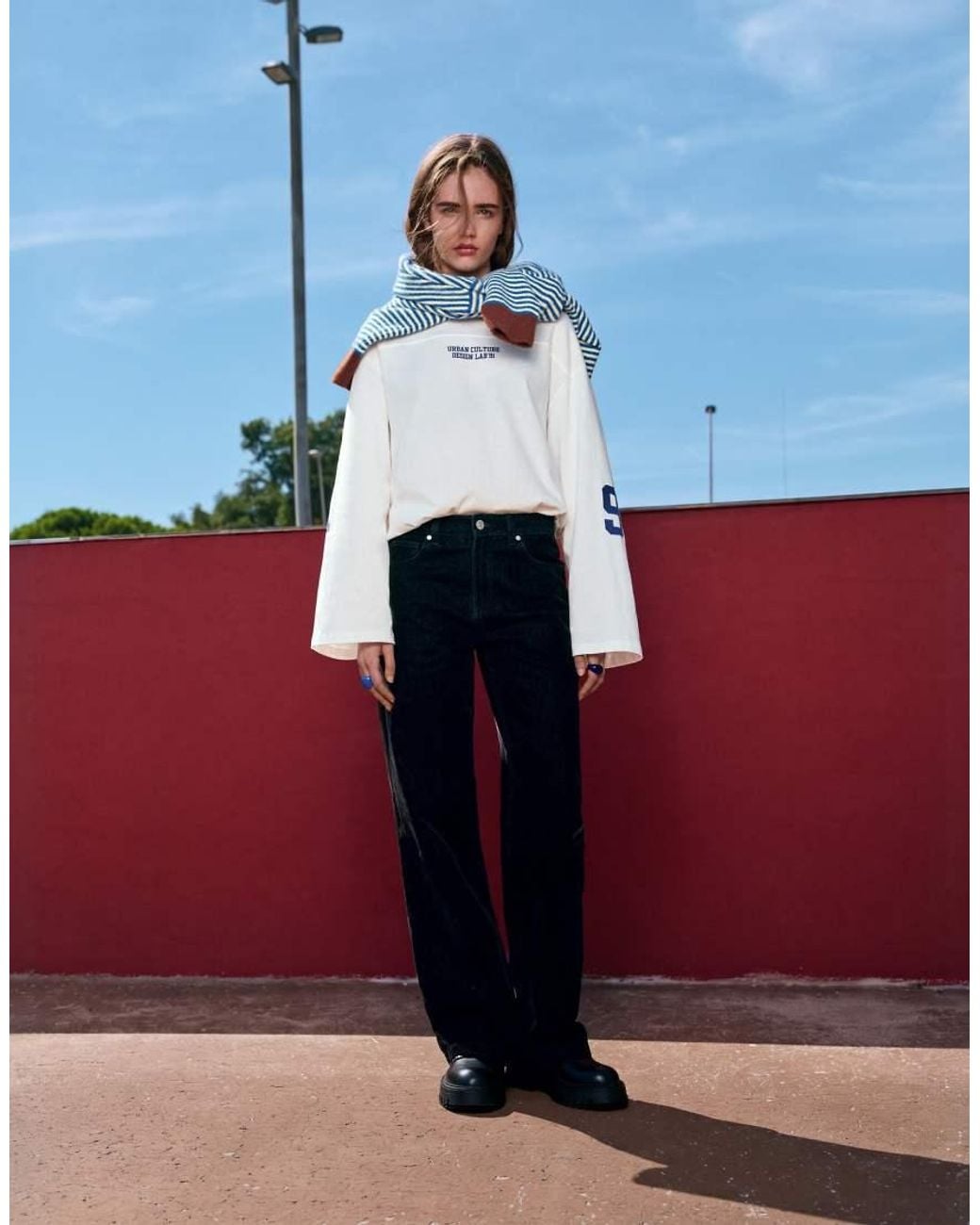 Pull&Bear White Long Sleeve Graphic And Number T-shirt