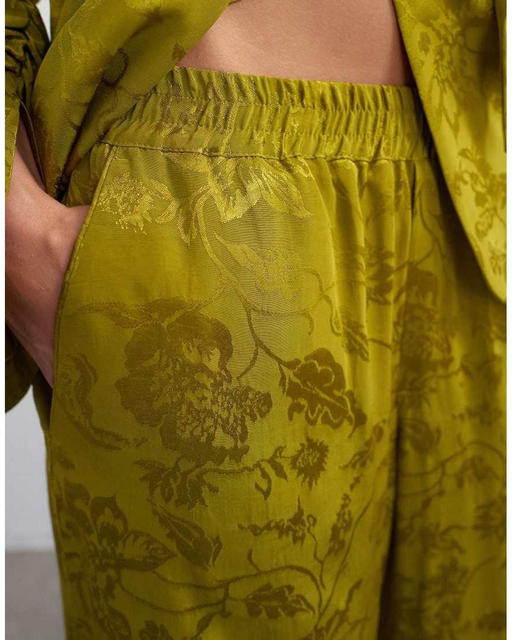 TOPSHOP Green Jacquard Bermuda Short
