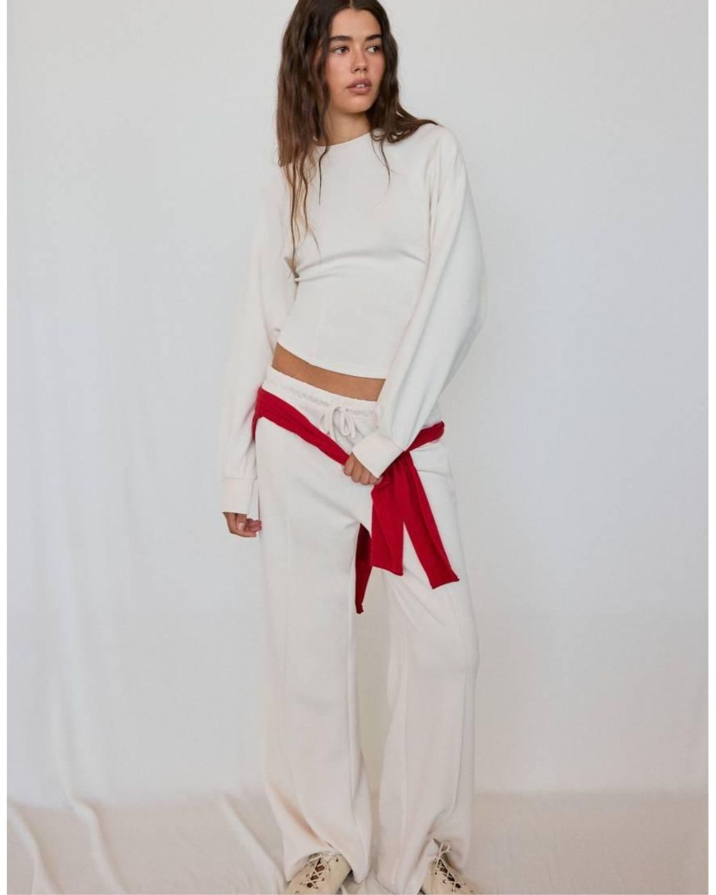 Stradivarius White Soft-touch Fitted Waist Sweatshirt
