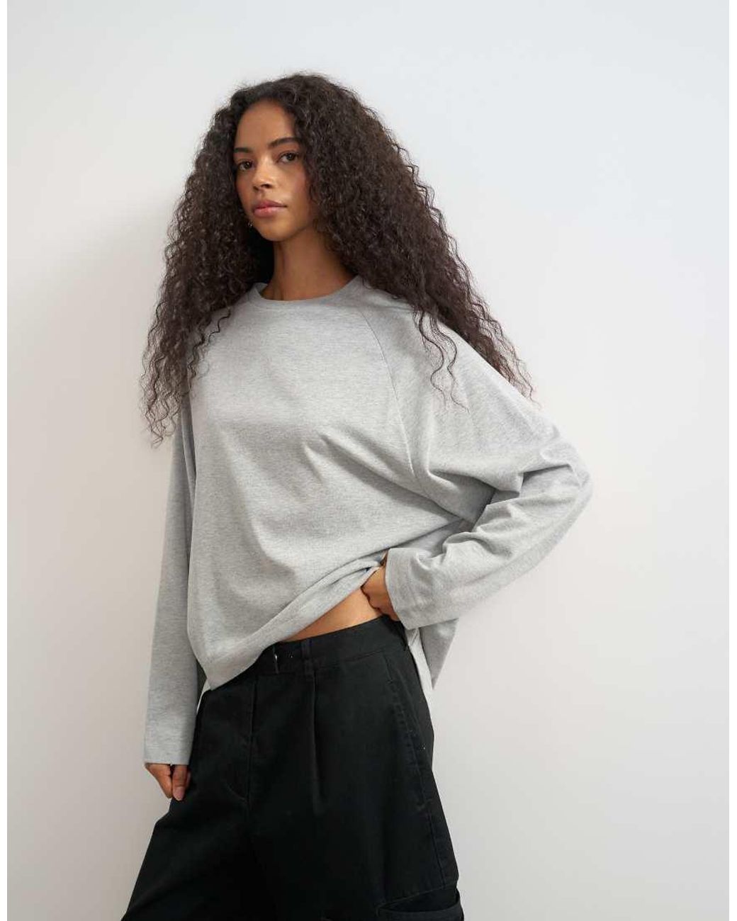 TOPSHOP White Curve Hem Raglan Sleeve Skater T-shirt
