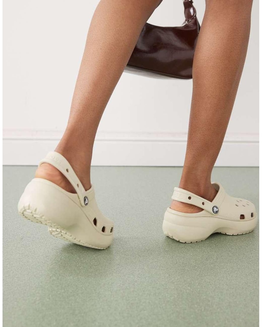 CROCSTM Green Classic Platform Clogs