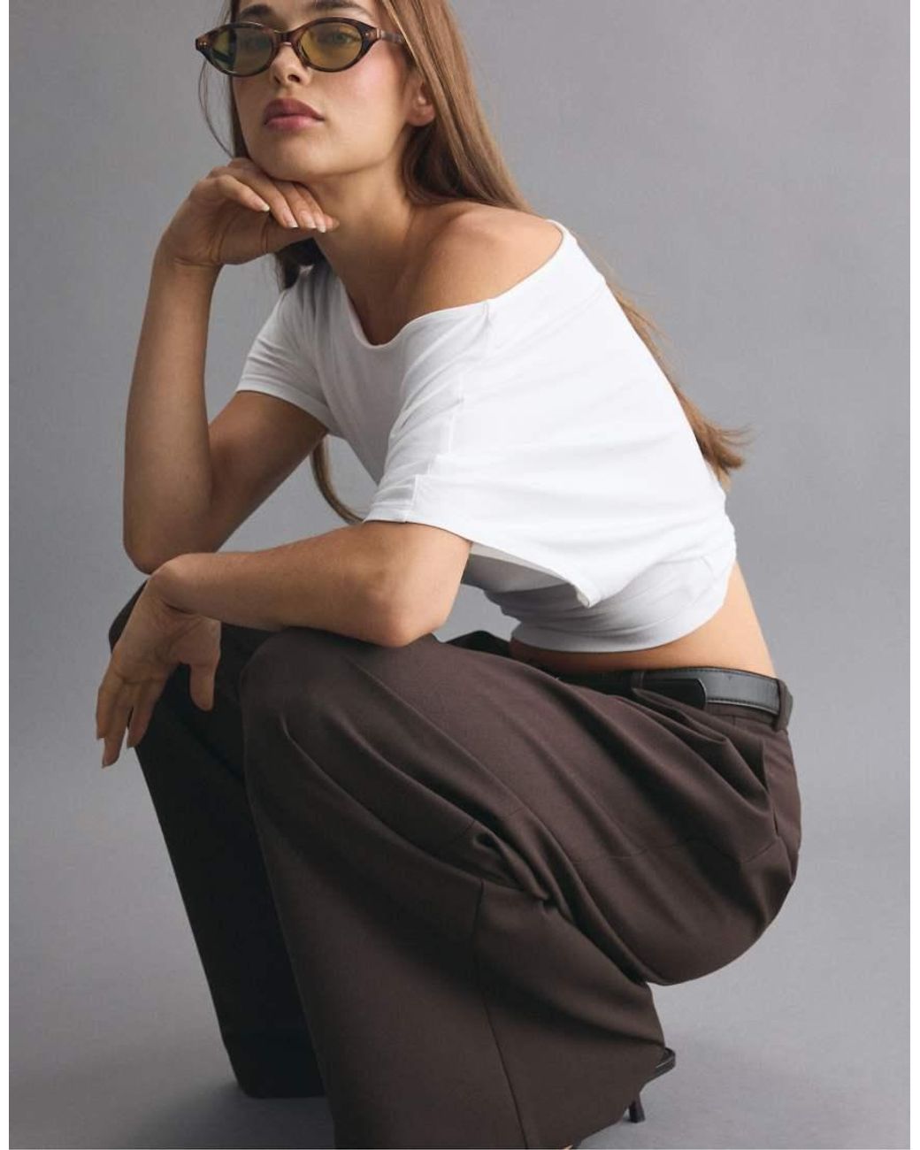 Stradivarius Black Wide-leg Darted Trousers With Belt