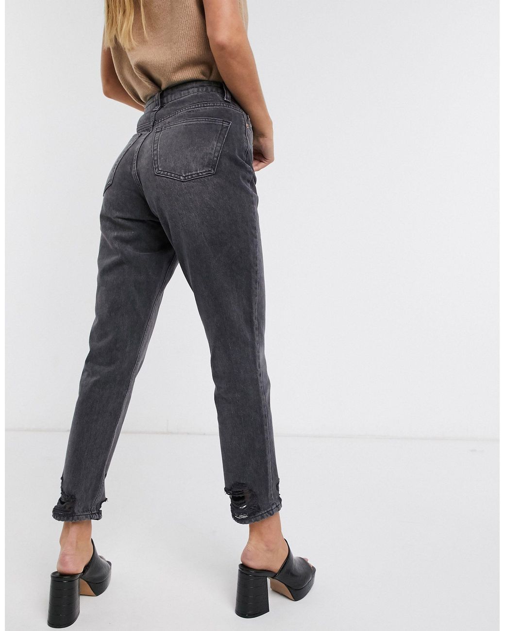 TOPSHOP Denim Ripped Hem Mom Jeans in 