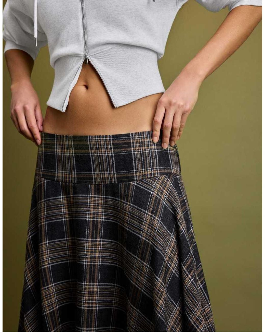 Stradivarius Green Checked Midi Skirt With Pointed Hem