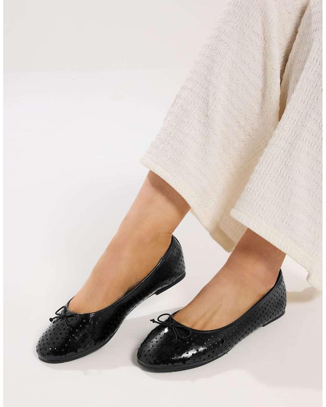 Yours Clothing Black Faux Leather Ballet Pumps
