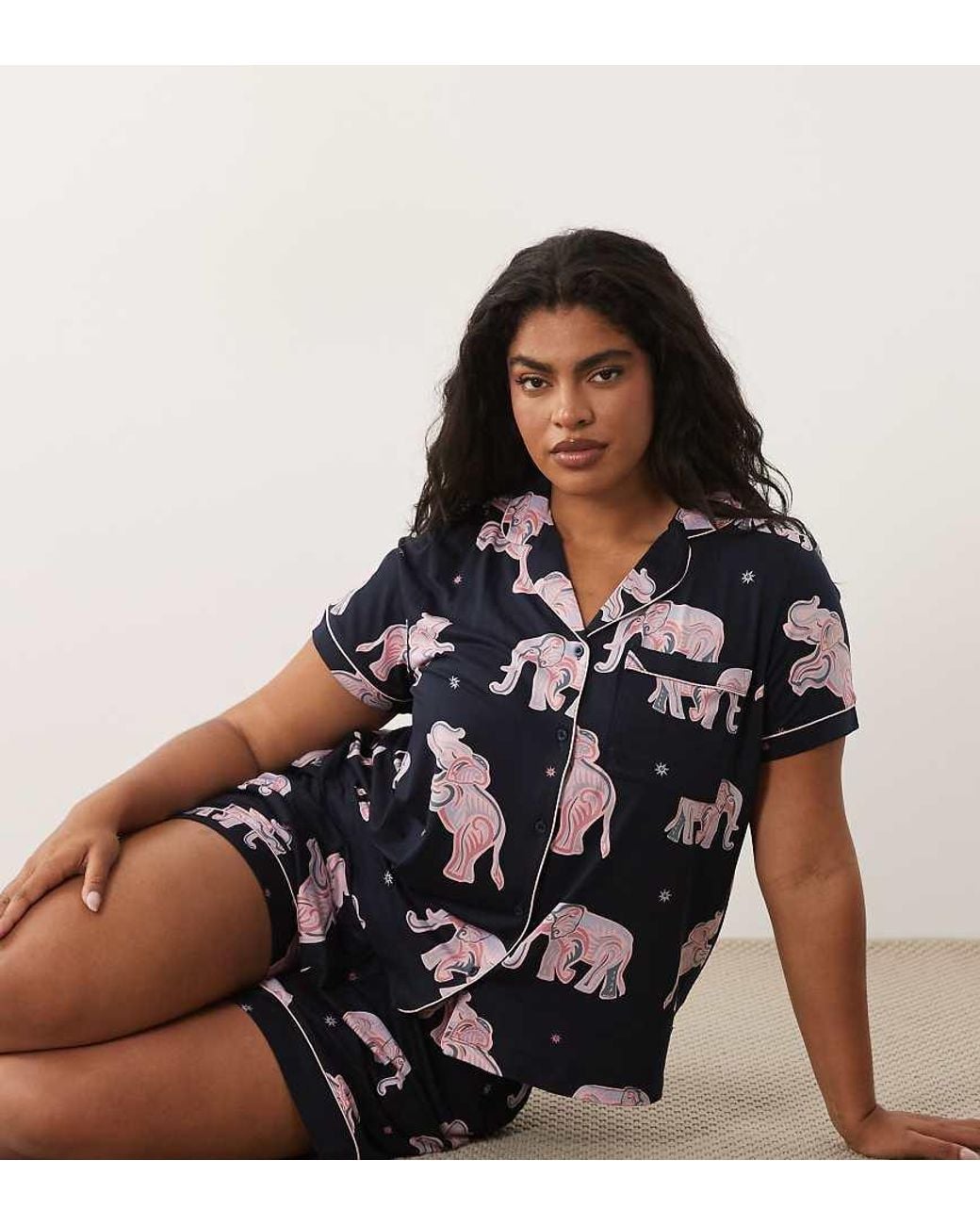 Chelsea Peers Black Curve Revere Top And Shorts Set