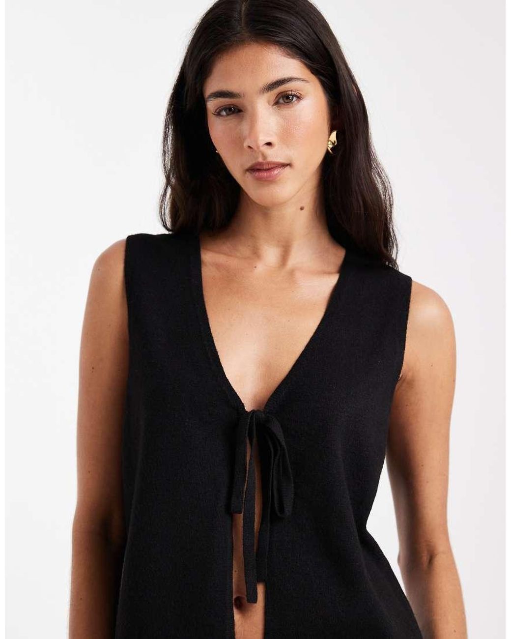 Pieces Blue Tie Front Sleeveless Knitted Top