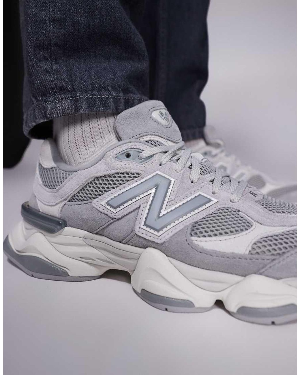 New Balance Blue 9060 Trainers