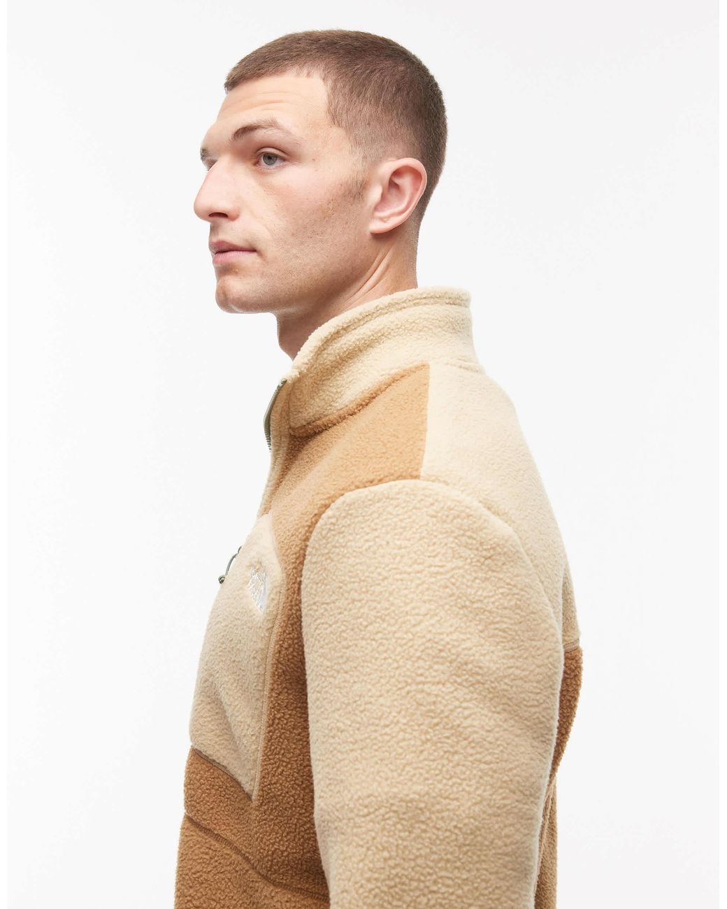 The North Face – yumiori – sweatshirt aus fleece mit braunem blockfarben-design und kurzem reißverschluss in Natural für Herren