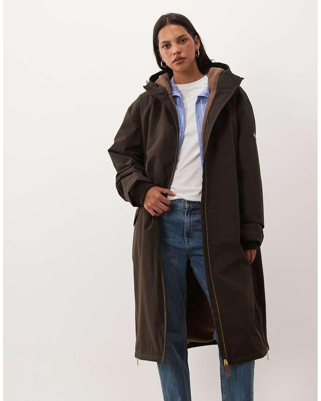 Regatta Brown Heritage Waterproof Changing Robe