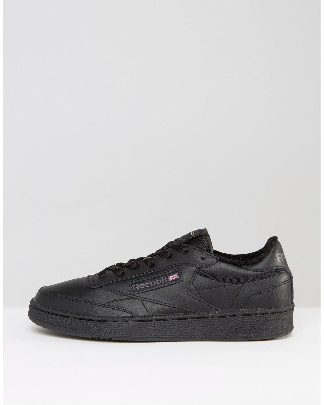 reebok club c leather trainers in black